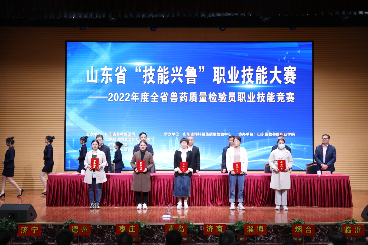 说明: C:\Users\Administrator\Desktop\闭幕式\1R6A2062.JPG
