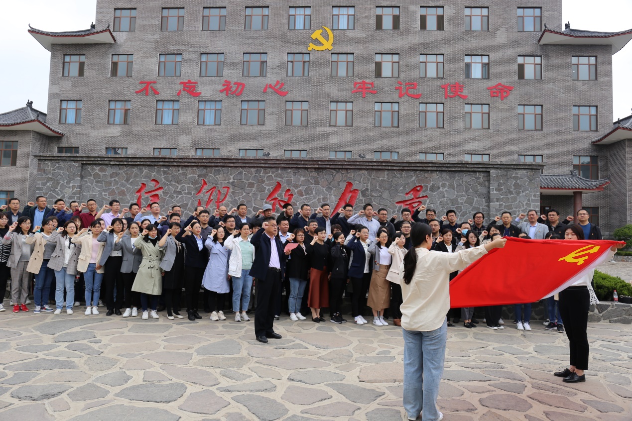 说明: C:\Users\ADMINI~1\AppData\Local\Temp\WeChat Files\56a51850713db9831f82dd425c842e4.jpg